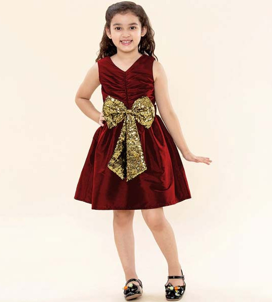 A T U N Maroon & Gold-Toned Sequins Bow Fit and Flare Dress